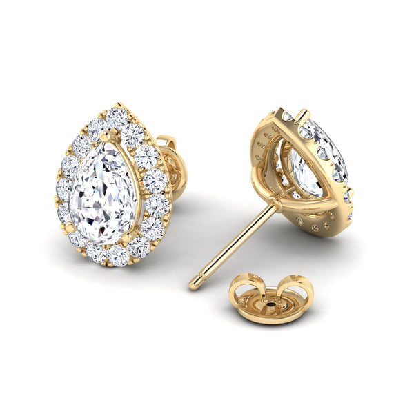 Kumkum pear shape studs