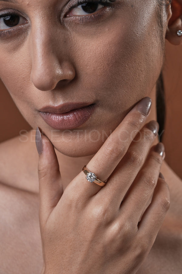 Anubha 1 Carat Solitaire Ring